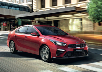 New Kia Cerato will be presented at a car dealership in China