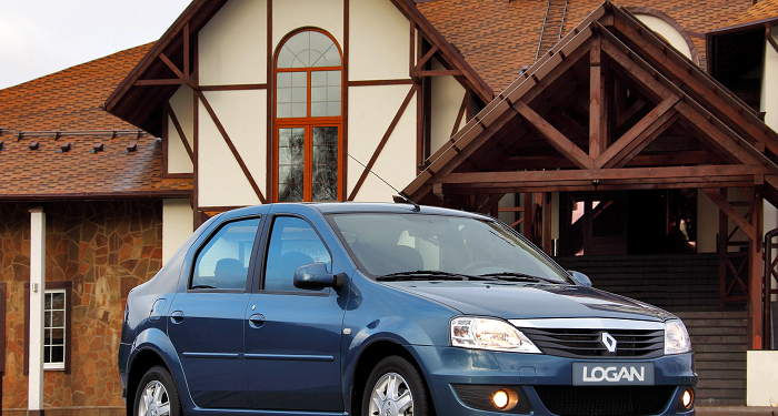 Pictures of restyled Renault Logan are published