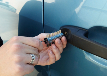 Профессиональное вскрытие замков от компании MyKey