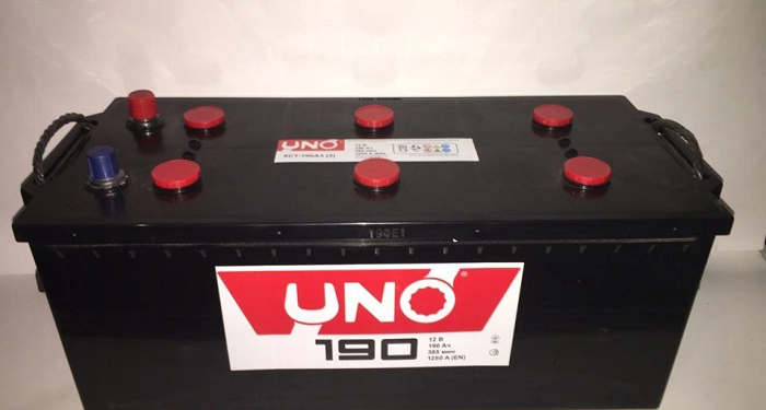 Продаж автомобільних акумуляторів: правила та основні поради