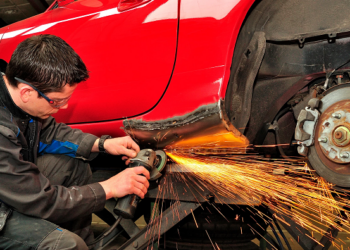 Кузовной ремонт автомобиля: понятие, правила и несколько советов