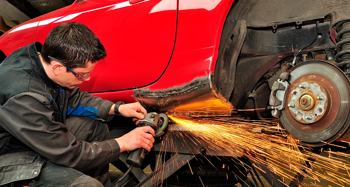 Кузовной ремонт автомобиля: понятие, правила и несколько советов