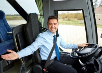 Аренда автобуса с водителем – отличное решение для корпоратива