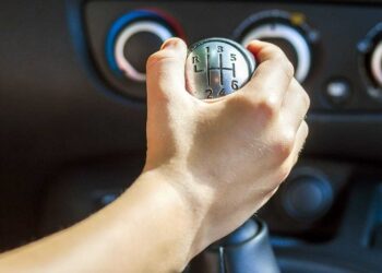 Особенности вождения автомобиля с механической коробкой передач