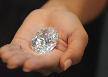 Benefits of man-grown diamonds from Shiphra