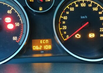 Якими бувають коди помилок Opel і що вони означають