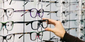 Какие готовые очки можно купить в компании Fast Vision: ассортимент и характеристики