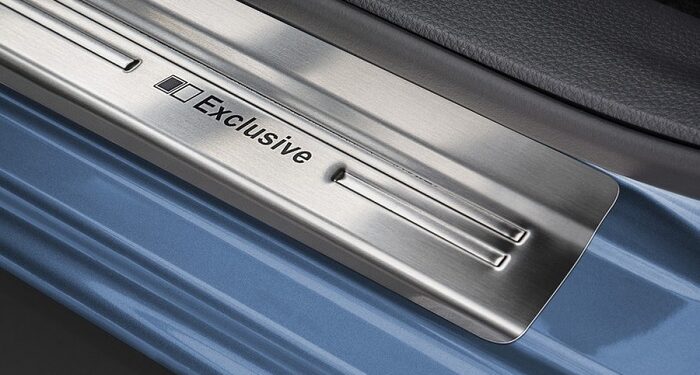 Накладки на пороги з нержавіючого металу: переваги та встановка