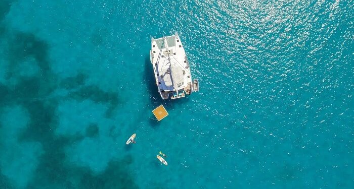 15 European cities where you can rent a boat with zero experience