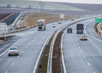 How Czechia’s Dálniční známka is reshaping digital road management in Europe